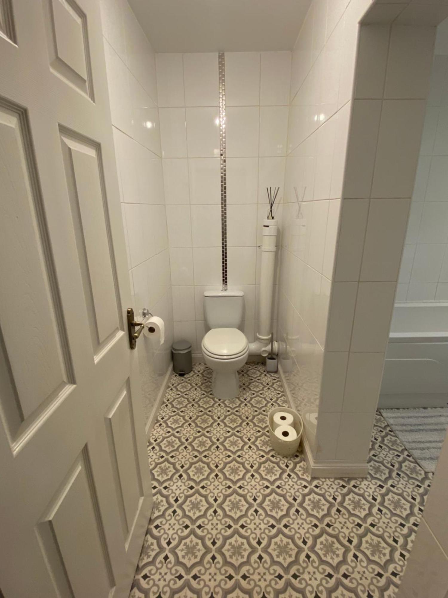 Quirky Town Centre Apartment With River Terrace Macclesfield Zewnętrze zdjęcie